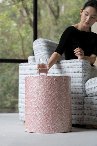 Concha Stool
