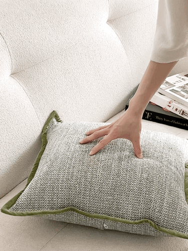 Harris Cushion