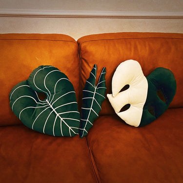 Monstera Cushion