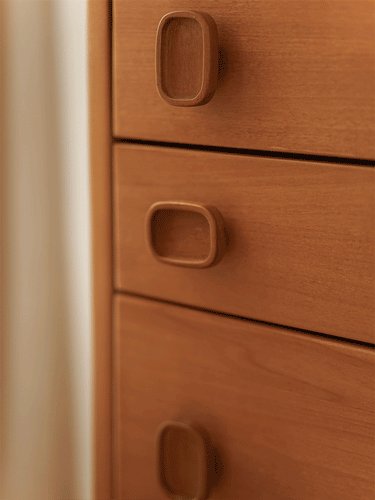 Howard Chest Of Drawer